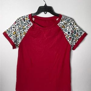 Women’s short sleeve t shirt